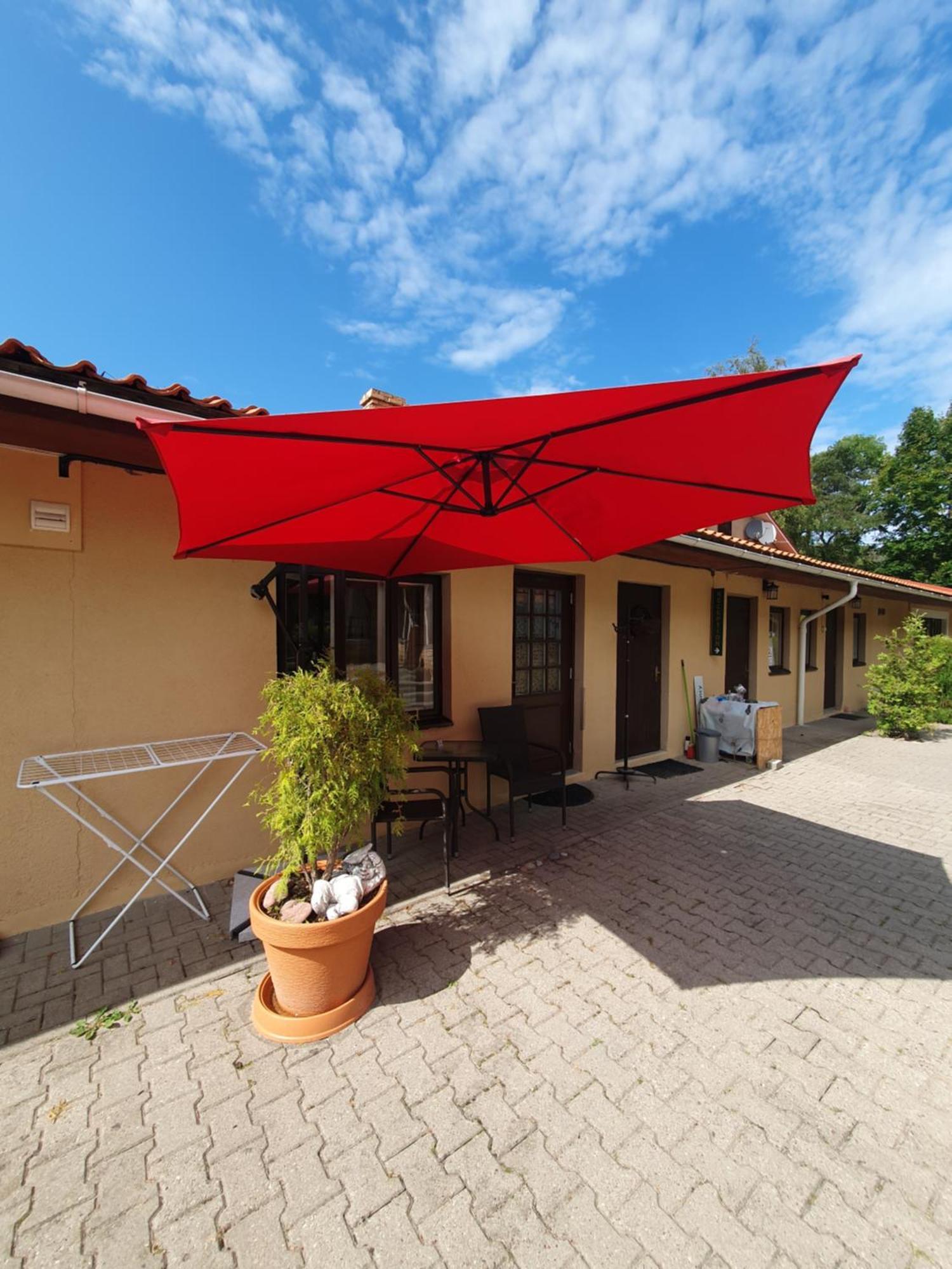 Villa Leonardo Ventspils Exterior photo